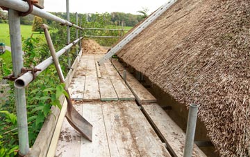 advantages of Yarhampton Cross thatch roofing